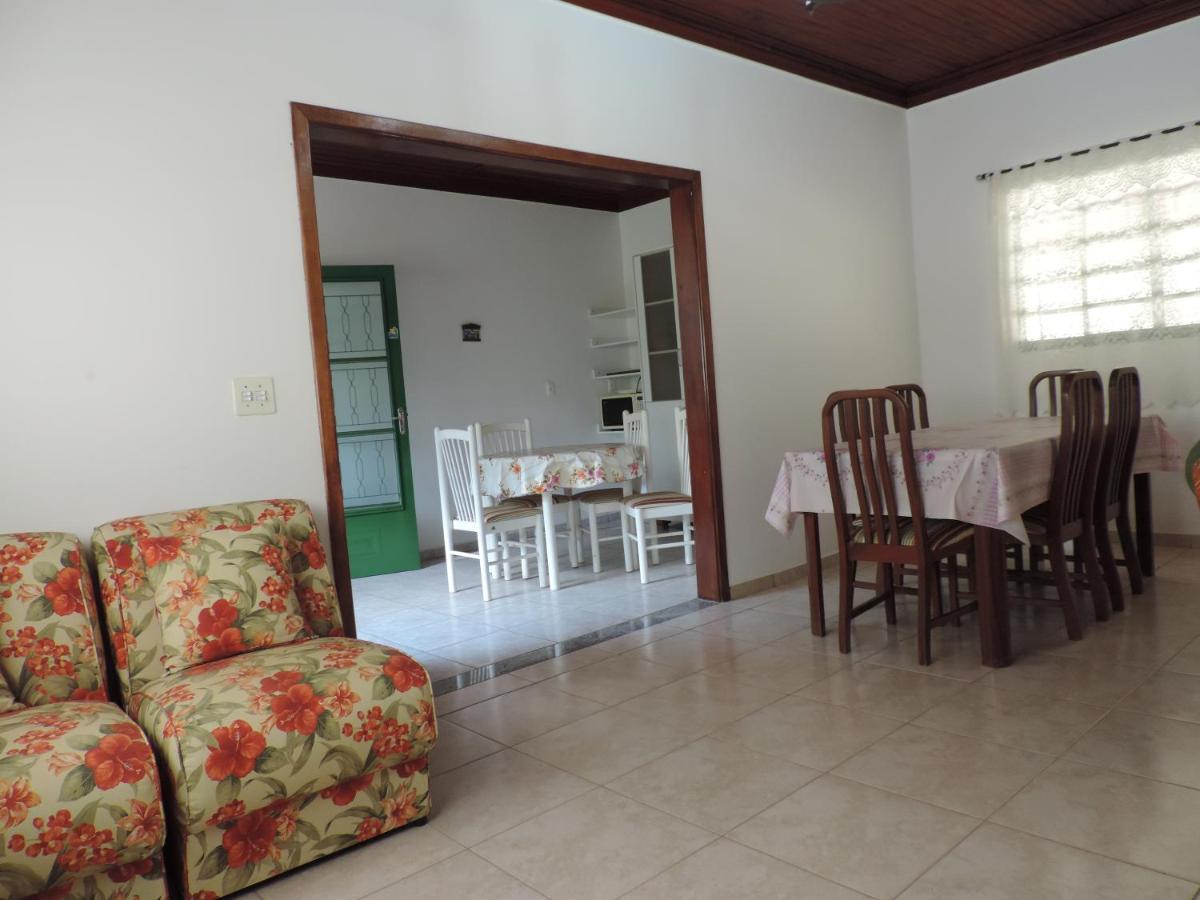 Villa Sítio Sebastião Pereira Jambeiro Exterior foto